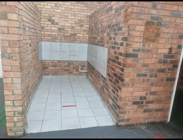 285M² WORKSHOP TO LET IN KULEKA